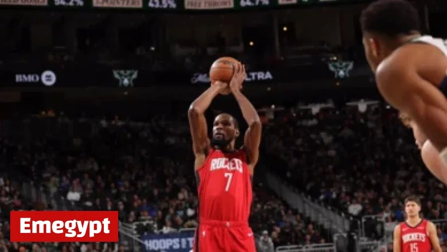 Explore Vivienne Westwood’s Punk Jewelry in New Book