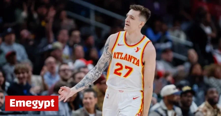 Vit Krejci Leads Hawks to Victory Over Clippers