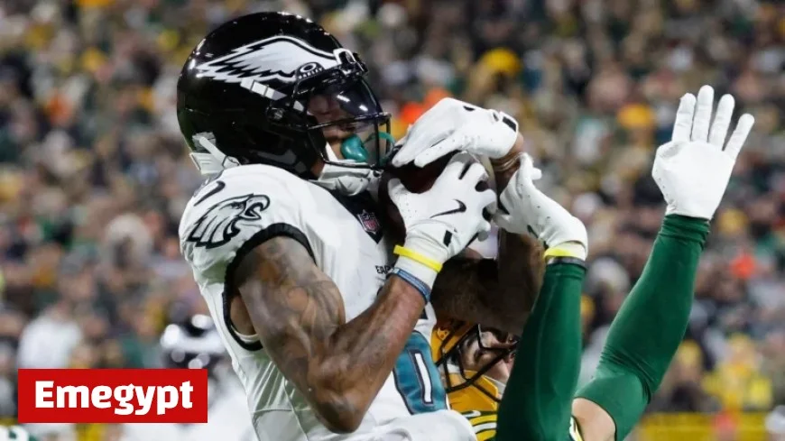 Philadelphia Eagles Edge Out Green Bay Packers 10-7 with Jaelan Phillips Shining in Super Bowl Champions Debut