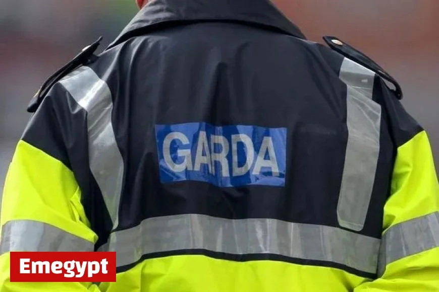 Massive blaze erupts in Tipperary town centre drawing significant attention