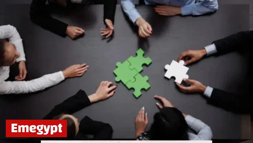 Breaking News: Emergency Services Battle Fire Leading to Closure of Main Street in Major Tipperary Town