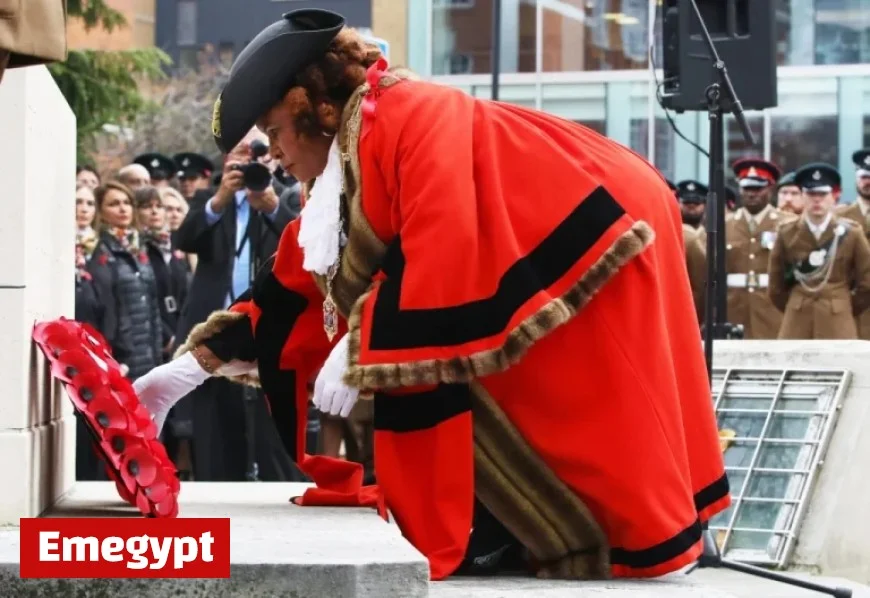 Commemorating Remembrance Sunday at the Cenotaph in Reading