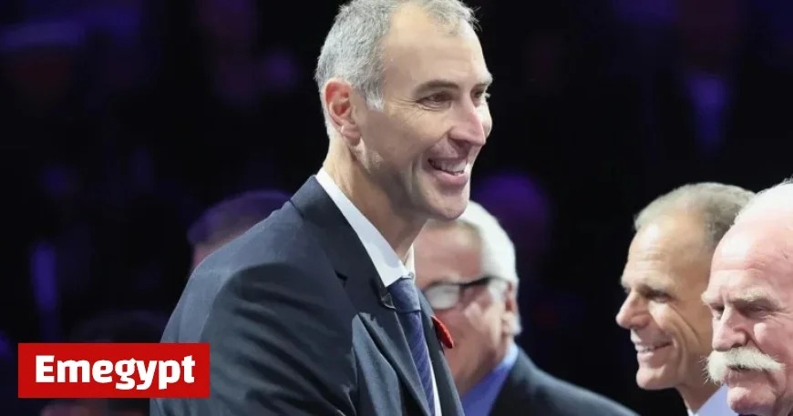 Zdeno Chara, Joe Thornton, and Jack Parker Among 8 Inducted into Hockey Hall