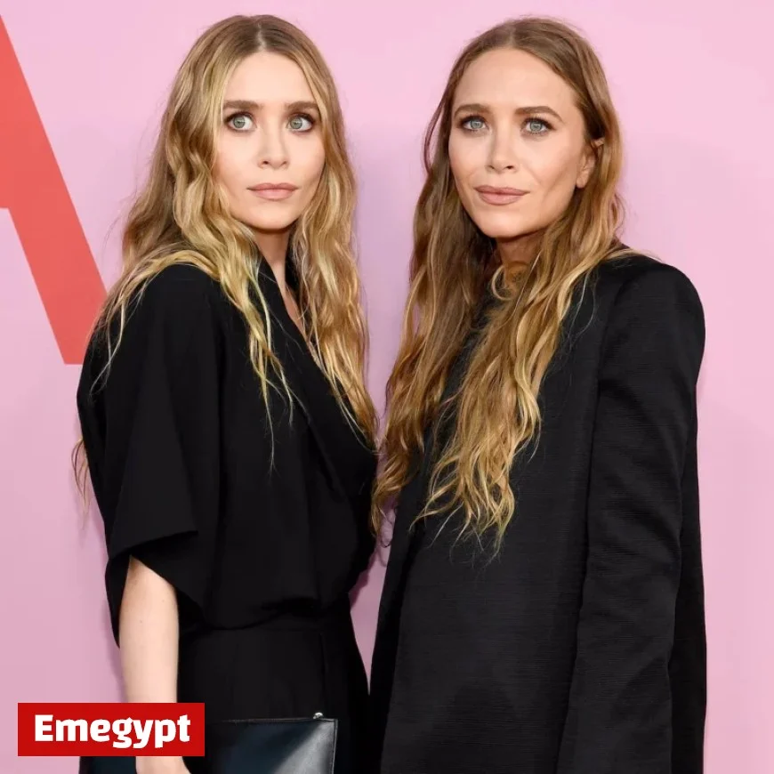 Mary-Kate and Ashley Olsen Reunite Publicly in Rare New York Appearance