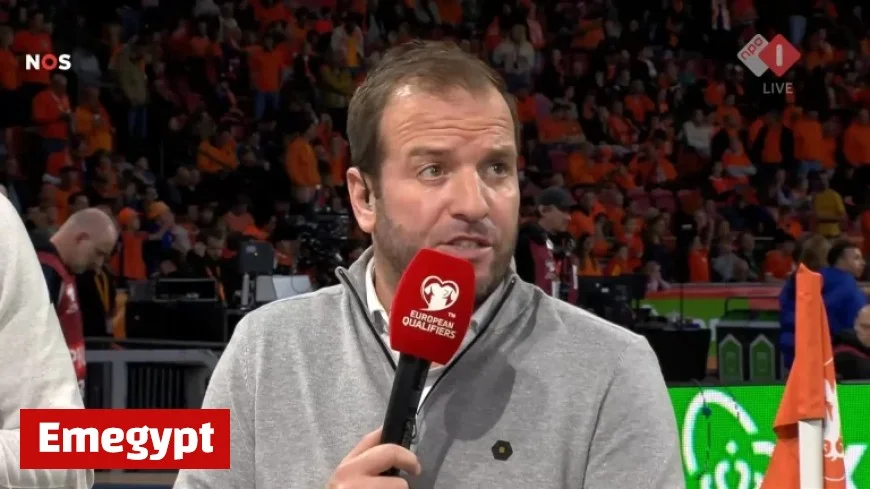 Van der Vaart Criticizes the Hype Surrounding the Dutch National Team Drawing Parallels with Van Basten