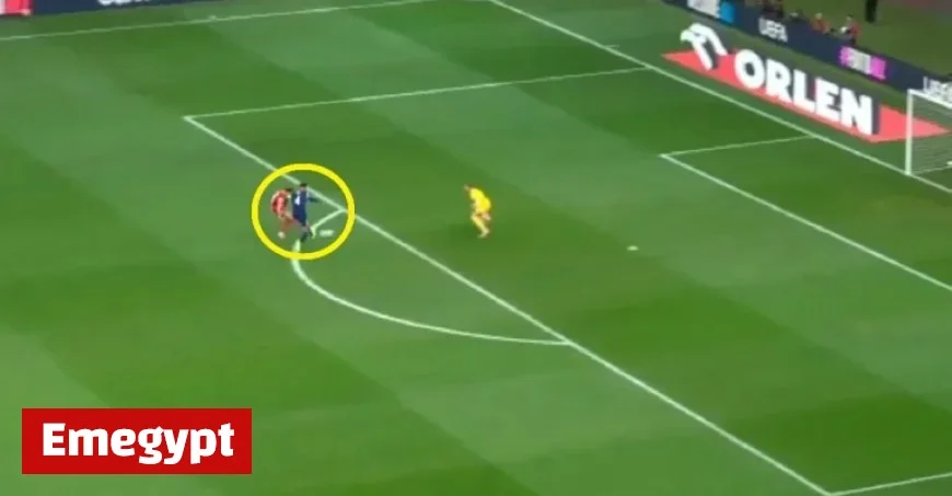 Kamiński Scores a Goal Yet Lewandowski’s Move Moments Before Was Pure Poetry