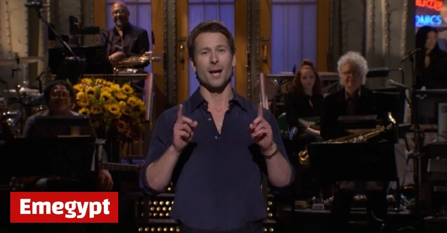 Glen Powell Delivers Standout SNL Monologue to Prove He’s Not Crazy