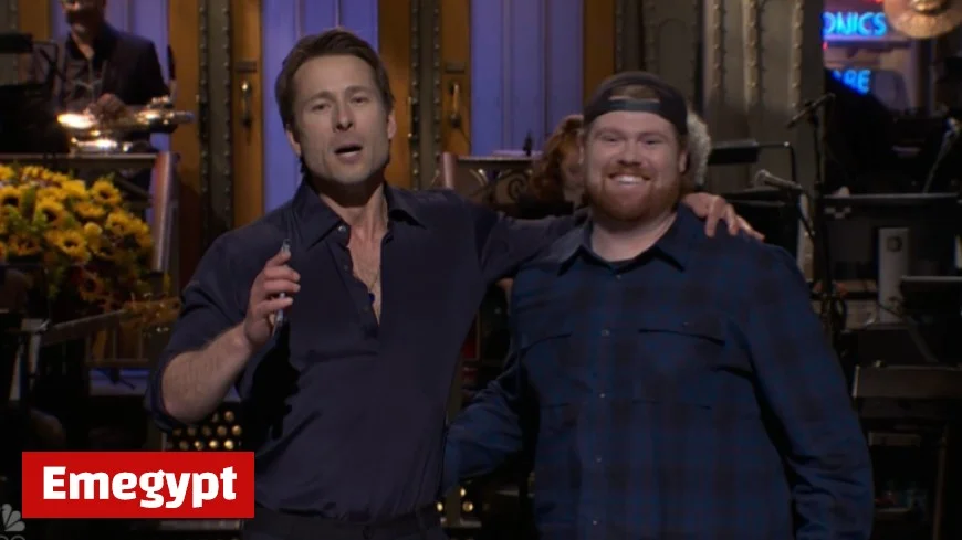 Glen Powell Surprises SNL Audience with UPS Driver Who Almost Thought It Was a Scam