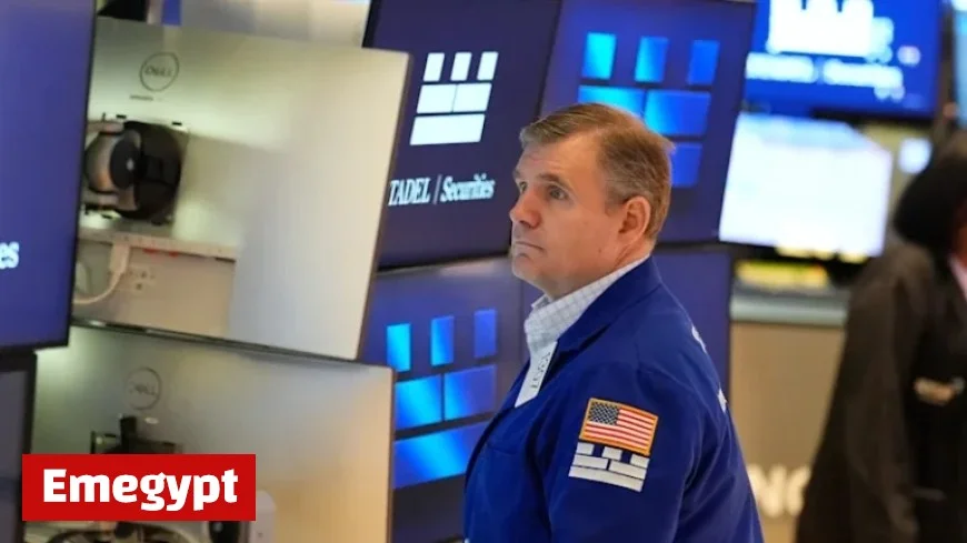 ASX Falters Amid Wall Street AI Concerns While James Hardie Soars