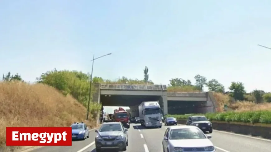 Dramatic Incident on Raccordo Anulare: Woman Stabbed by Husband Escapes from Moving Car