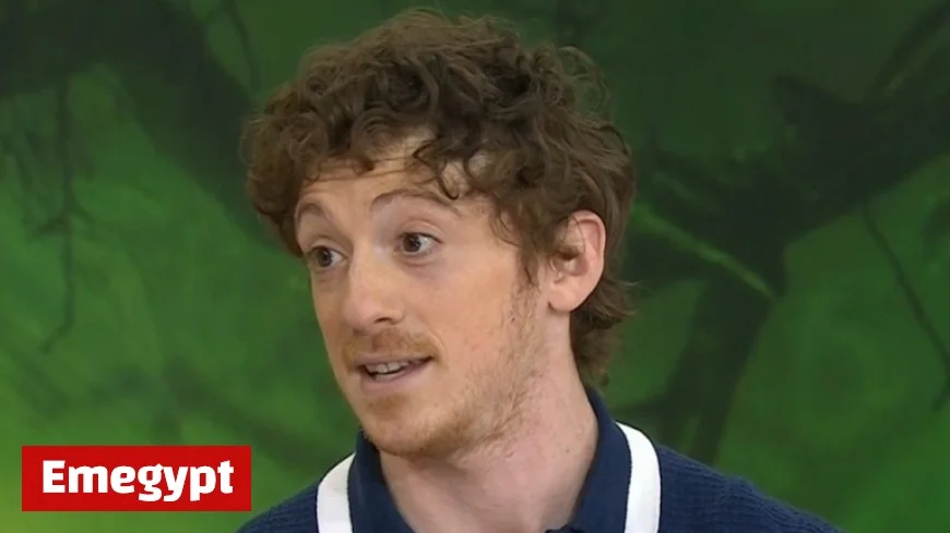 Ethan Slater Skillfully Dodges Questions About Relationship with Ariana Grande