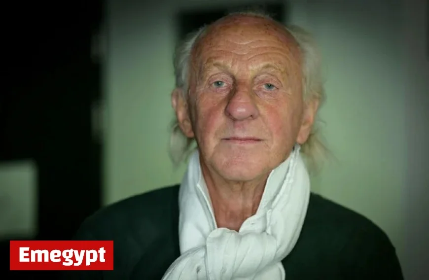 Renowned Irish Fashion Designer Paul Costelloe Passes Away at 80