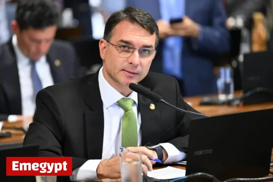 Moraes Links Vigil to Revival of January 8 Camps Involving Flávio and Eduardo