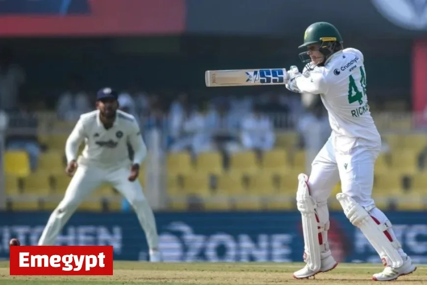 Rickelton shines in solid Proteas start despite Markram’s pre-tea dismissal