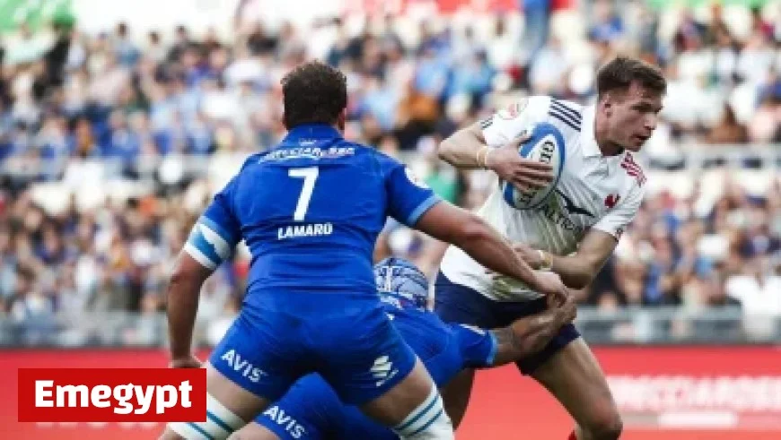 Dunnes Stores Shoppers Flock to Snag Adorable New Cardigan Perfect for Winter Nights Out at Only €25