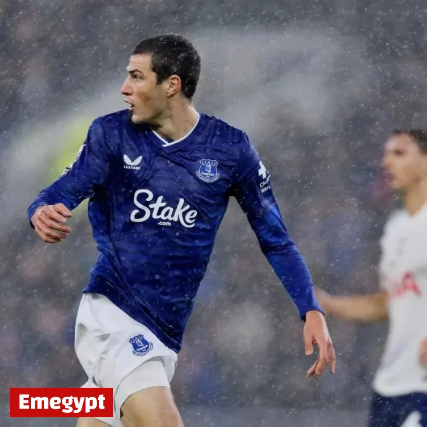 Merlin Röhl sidelined for Manchester United showdown