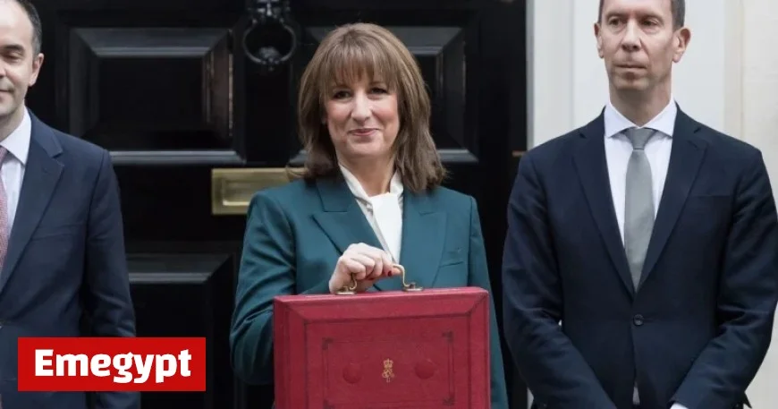 Three-Year Freeze on Student Loan Repayments and Interest Rates Announced