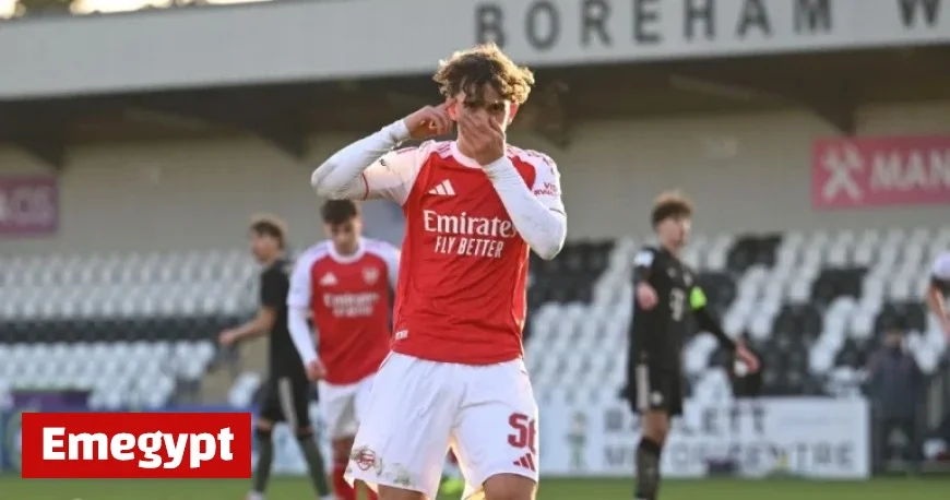 Dowman Scores Stunning Solo Goal to Defeat Bayern as 13-Year-Old Breaks Record