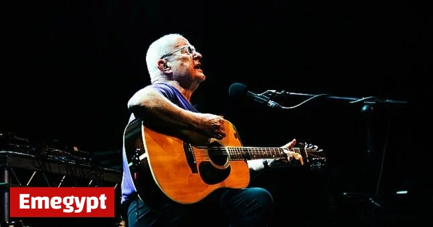 Engaging Christy Moore Documentary Cartlann Set to Premiere on TG4 this New Year’s Eve with Appearances by Michael D. Higgins Radie Peat DJ Próvaí and More