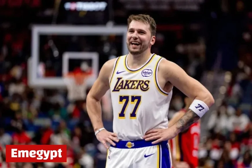 Viral Moment: Luka Dončić Playfully Dominates Cooper Flagg in Lakers vs Mavericks Showdown
