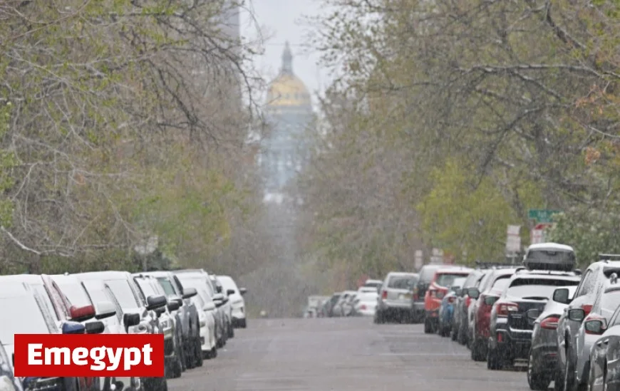 Denver Braces for Light Snowfall as Temperatures Plunge This Weekend