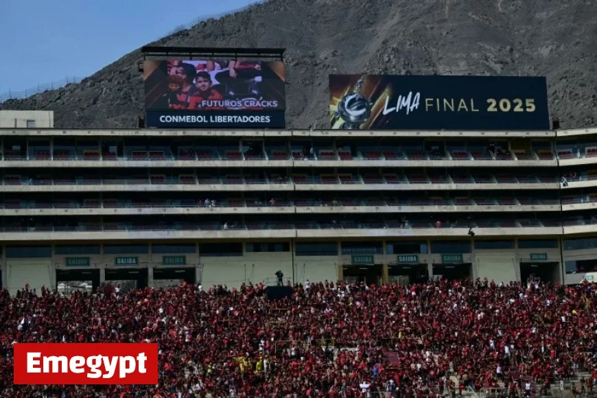 Bruno Henrique and Danilo Start for Flamengo While Carlos Miguel Guards Goal for Palmeiras