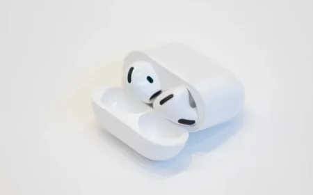 Discover Record-breaking AirPods Discounts Extended in UK’s Cyber Monday Sales