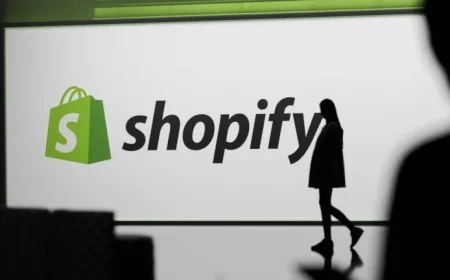 Shopify Faces Login Outage on Key Sales Day