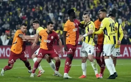 AI Predicts Derby Outcome: Four Apps Agree on Winning Team