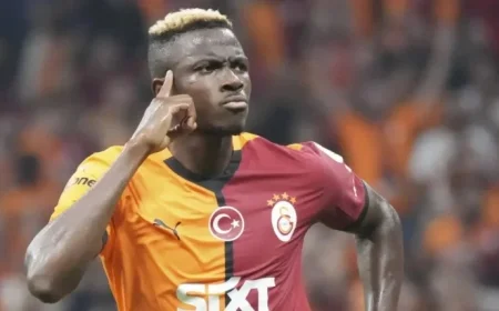 Osimhen Makes Comeback in Thrilling Galatasaray vs Fenerbahce Derby Draw in Turkey