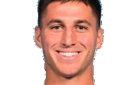 Collin Gillespie Leads Second Unit with 16 Points