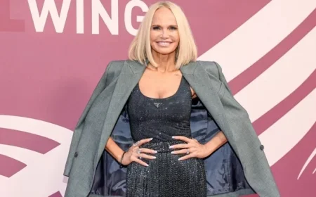 Kristin Chenoweth’s ‘Queen of Versailles’ Broadway Run to Conclude Early