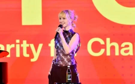 Hayley Williams Confronts Racist, Sexist Fans at Concerts