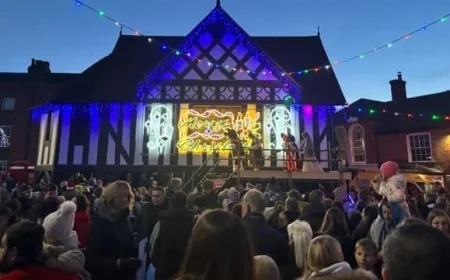 Newent’s Festive Lights Illuminate the Season with Joy