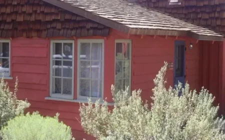 Grand Canyon Halts Overnight Stays Amid Water Line Breaks