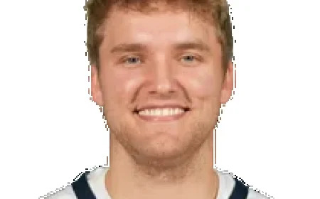 Cam Spencer Scores 16 Points Off the Bench