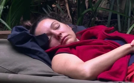 I’m A Celeb Star Wakes Sleeping Campmates in Furious ‘Hangry’ Demand to Cook Beans