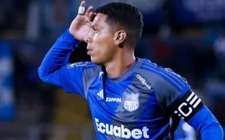 Luis Fernando León Eyes Emelec Final in Challenging Year