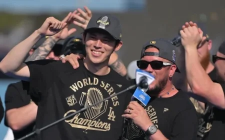 Dodgers Re-sign World Series Hero with $5.5 Million Contract