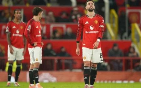 Roy Keane Slams Manchester United as Desperate After Late Equalizer Squanders Victory Against Relegation-Threatened West Ham