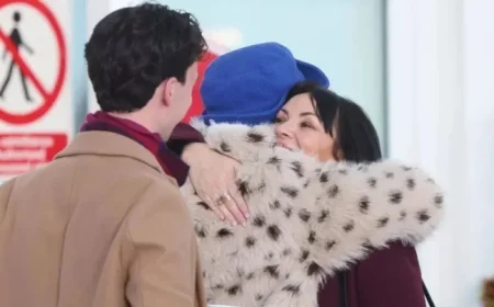 Martine McCutcheon Brings Holiday Joy with Iconic Love Actually Christmas Tribute