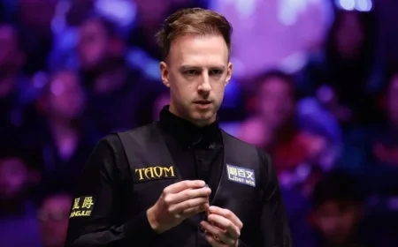 Trump and Robertson Gear Up for Thrilling Semi-Final Showdown