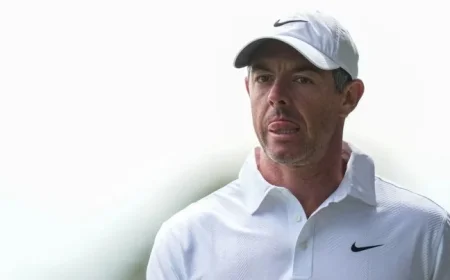 Rory McIlroy’s Spectacular Birdie Surge Secures Weekend Spot at Australian Open