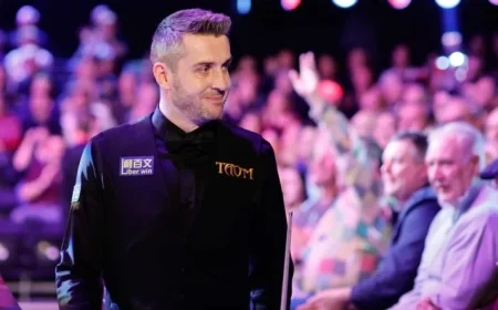 Selby Charges into York Final with Dominating Performance