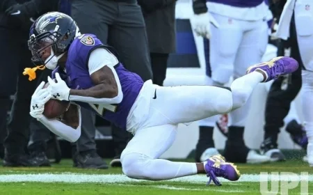 Captivating Photo Highlights Pittsburgh Steelers vs Baltimore Ravens Clash in Baltimore BAL20251207116