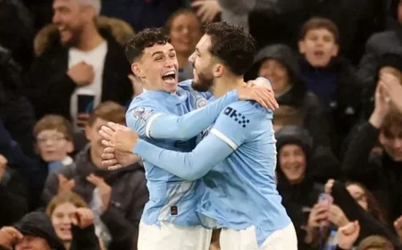 Phil Foden Shines as Man City Defeats Sunderland 3-0 to Narrow Premier League Gap with Arsenal