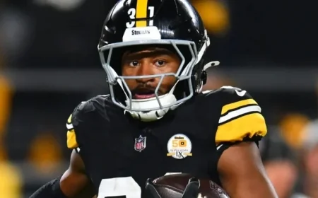 Former Steelers Fan Favorite Joins NFC Team Following Surprise Release Report