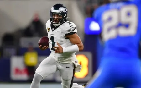 Jalen Hurts Achieves Unbelievable Feat with Two Turnovers in One Play for 2025 Eagles
