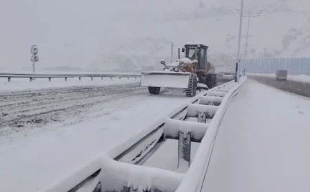 Caution Alert for Rain and Snow Hazards at Qamchiq Pass