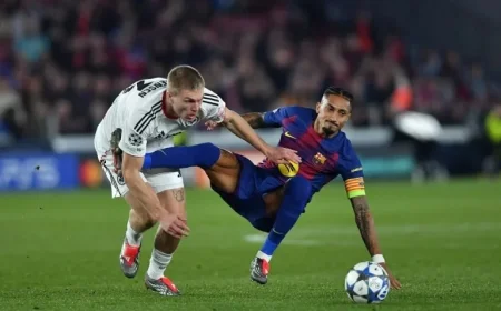 SGE Falls 1-2 to Barcelona Despite Halftime Lead